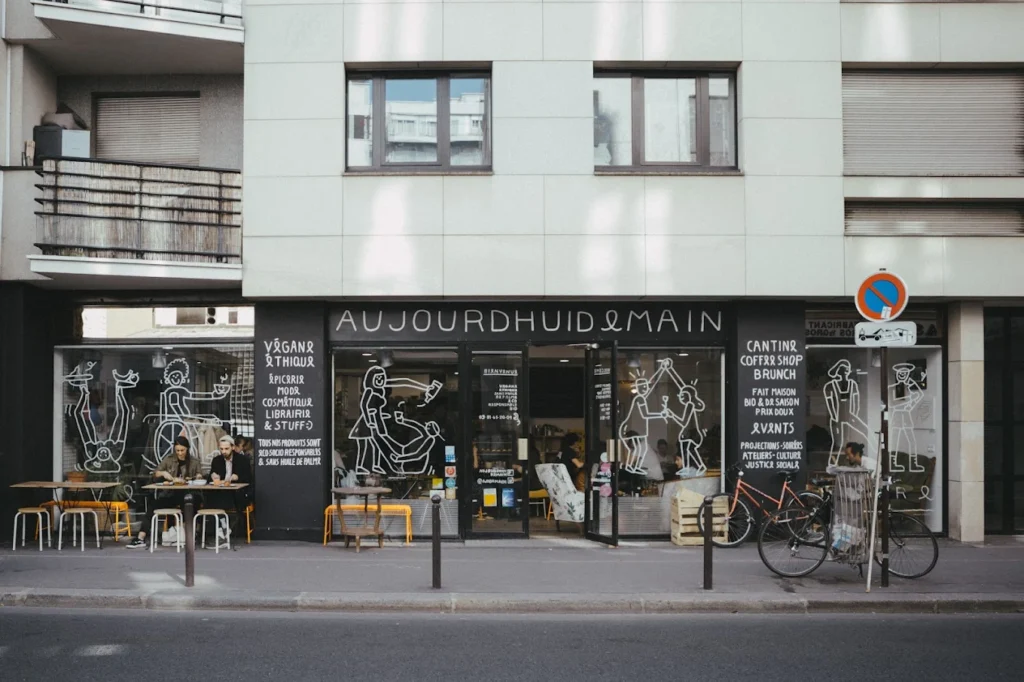 meilleurs restaurants étudiants Paris concept store vegan