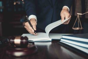 liste métiers droit