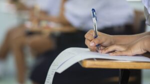 Les métiers accessibles après une licence de lettres